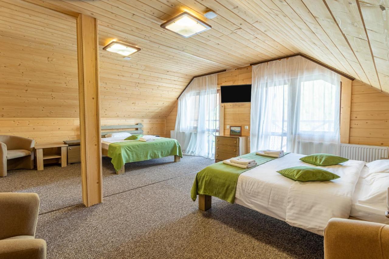 Konopka Guest House Μπούκοβελ Εξωτερικό φωτογραφία